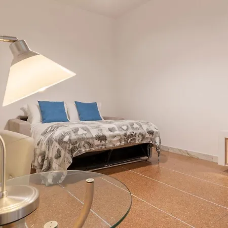 Casa Via Fonteiana * ローマ